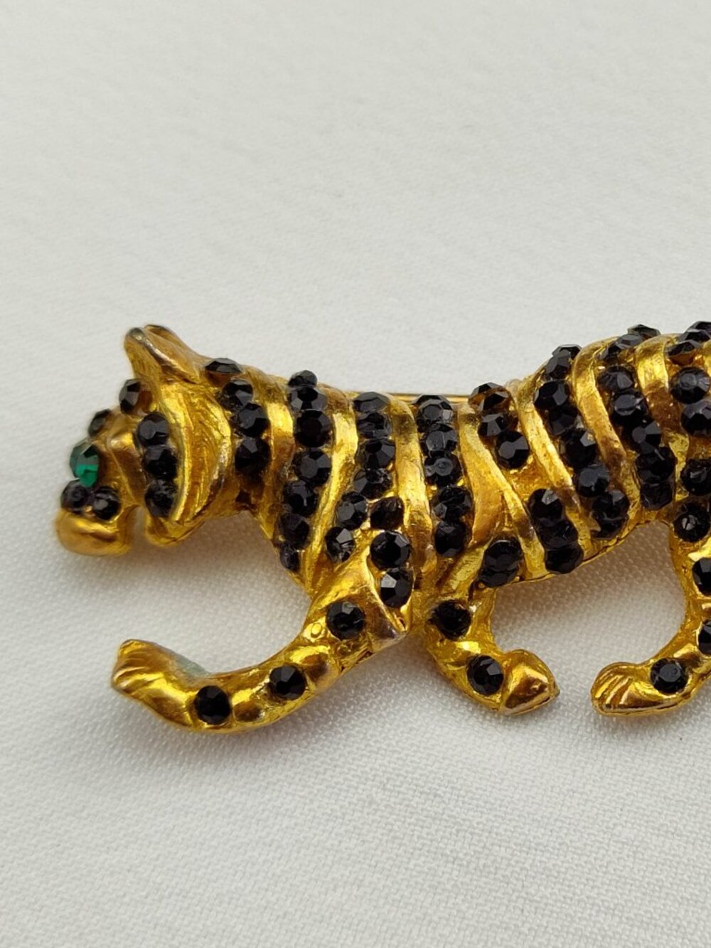 1950's Gold Tone Tiger Pin with Green and Black Rhinestones